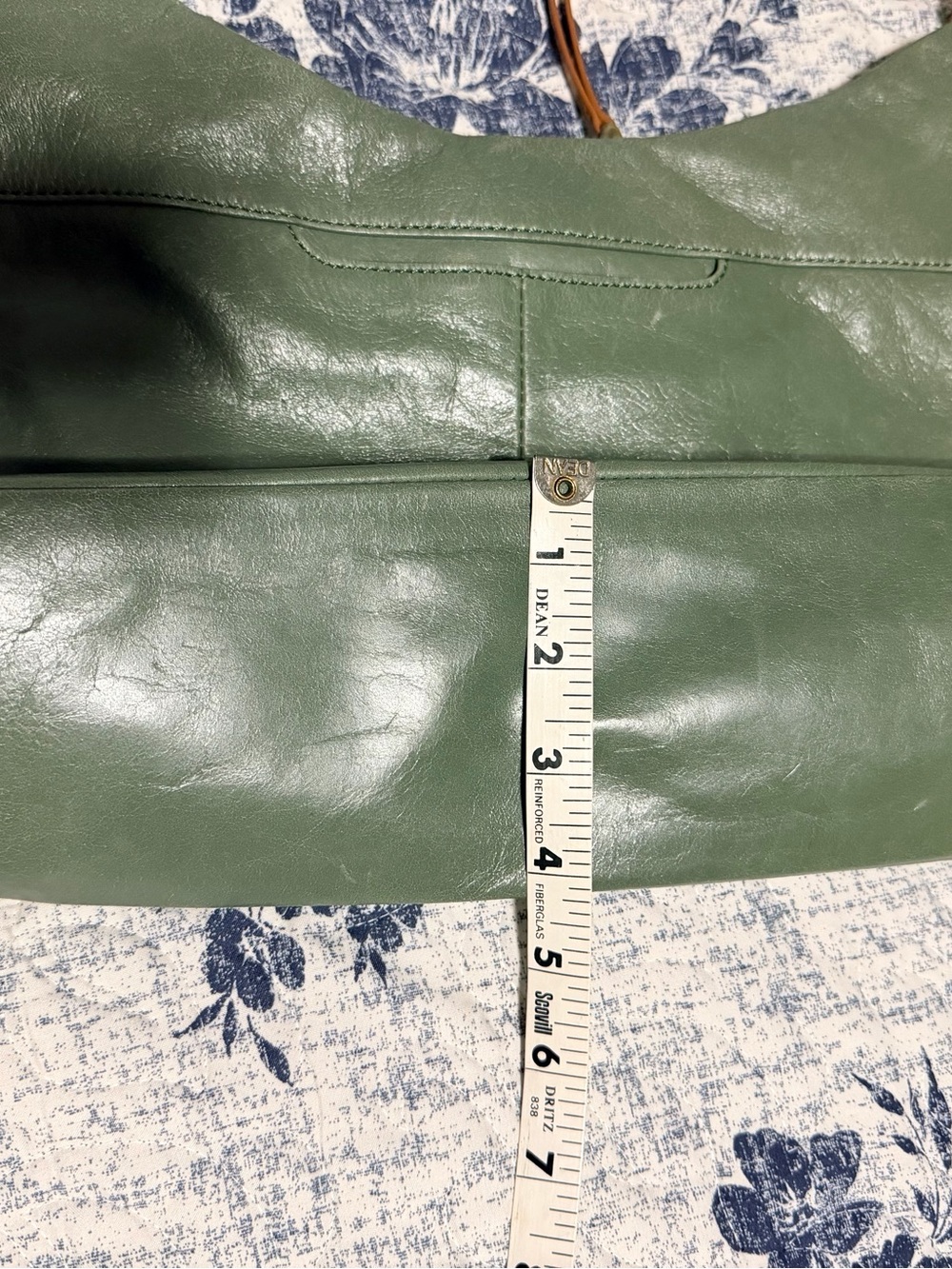 HOBO Olive Green Leather Shoulder Bag with Tan Accent - Picture 9 of 9